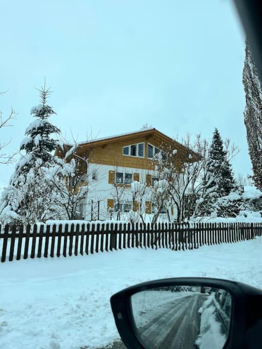 הלבלך 23 Neu Erbaute Ferienwohnung Mit Schloss- Und Panoramablick מראה חיצוני תמונה