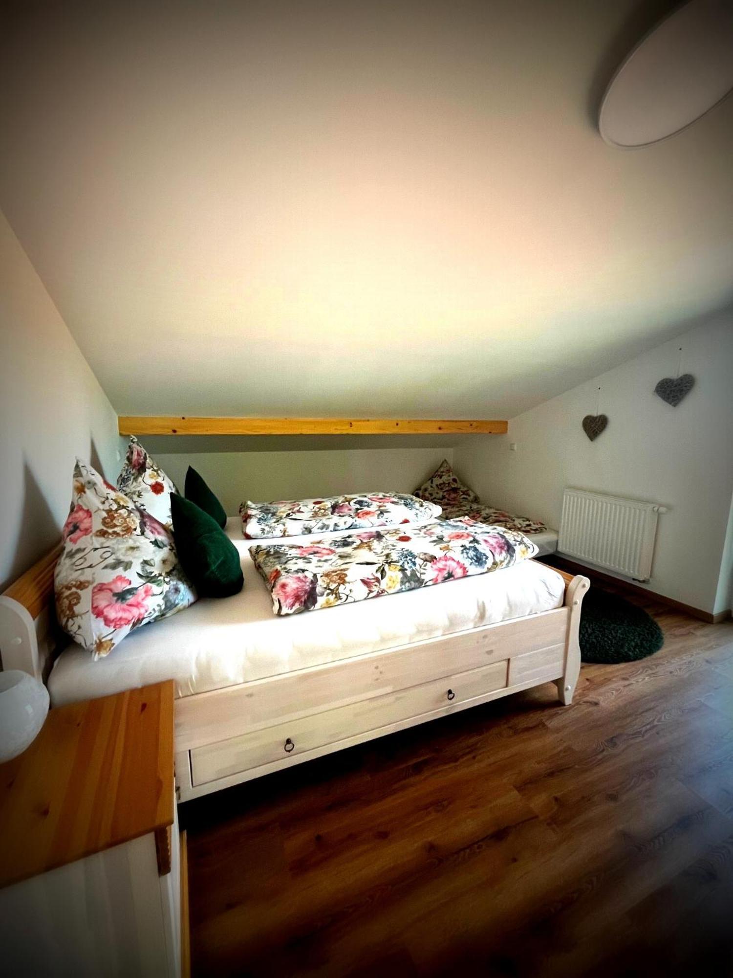 הלבלך 23 Neu Erbaute Ferienwohnung Mit Schloss- Und Panoramablick מראה חיצוני תמונה