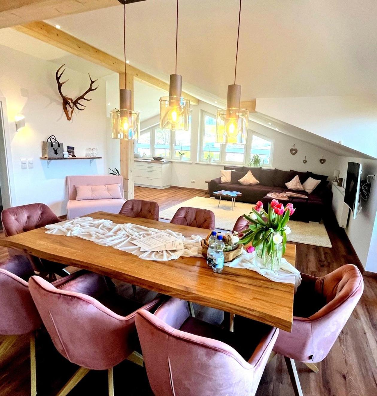 הלבלך 23 Neu Erbaute Ferienwohnung Mit Schloss- Und Panoramablick מראה חיצוני תמונה